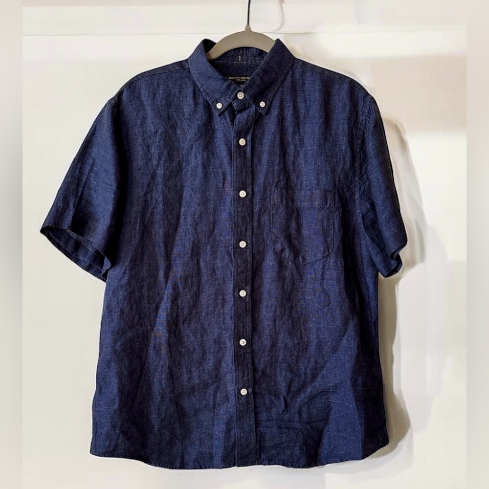 Banana Republic Shirt Mens Medium M Blue Linen Camden Fit Short Sleeve Button Up